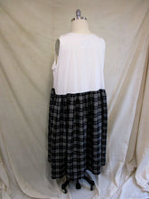 Load image into Gallery viewer, Jones Slip Skirt in Black and White Check
