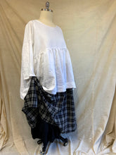 Load image into Gallery viewer, Ruffled Petticoat in Black Crisp Cotton
